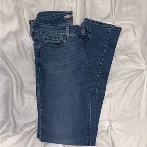 Levi’s skinny jeans